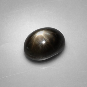 Safira estrela preto natural 2,48ct, corte oval, opaco