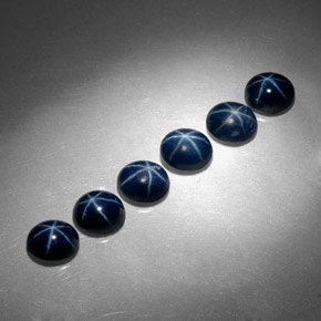 Pedras preciosas de safira estrela azul natural de  ct, corte oval, opaco