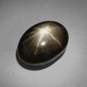 Safira estrela preto natural 9,00ct, corte oval, opaco