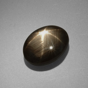 Safira estrela preto natural 6,35ct, corte oval, opaco