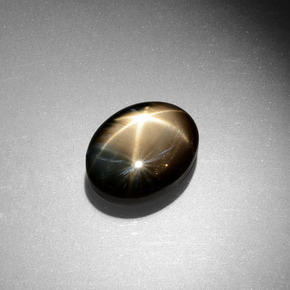 Safira estrela Preto Natural 4.60ct, oval, Opaco