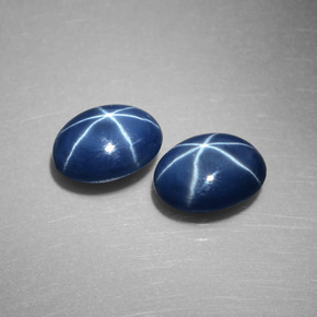 Pedras preciosas de safira estrela azul natural de  ct, corte oval, opaco