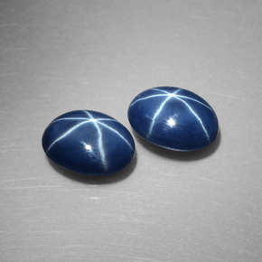 Pedras preciosas de safira estrela azul natural de  ct, corte oval, opaco