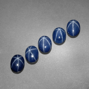 Pedras preciosas de safira estrela azul natural de  ct, corte oval, opaco
