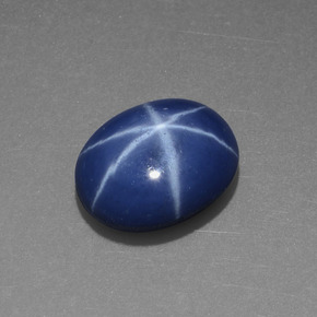 Safira estrela azul natural 4,21ct, corte oval, opaco