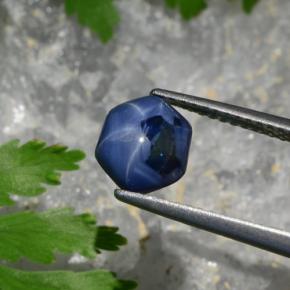 Safira estrela azul natural 1,94ct, forma extravagante, opaco