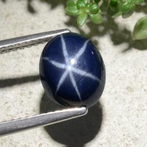 Safira estrela azul natural 3,84ct, corte oval, opaco