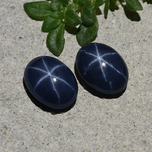 Pedras preciosas de safira estrela azul natural de 2,20 ct, corte oval, opaco