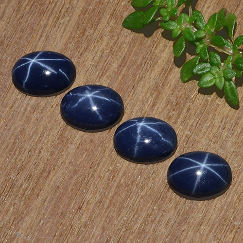 Pedras preciosas de Safira Estrela Azul-marinho natural de 4.22 ct, Corte Oval, Opaco