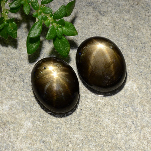 Pedras preciosas de safira estrela preto natural de 4,01 ct, corte oval, opaco