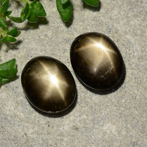 Pedras preciosas de safira estrela preto natural de 3,75 ct, corte oval, opaco