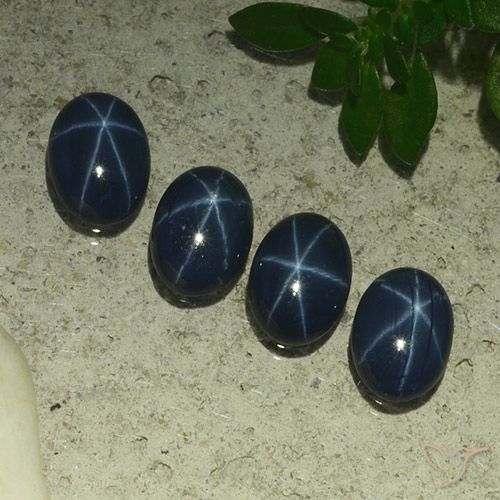 3.31ctw Natural Azul profundo Safira estrela, oval, Opaco