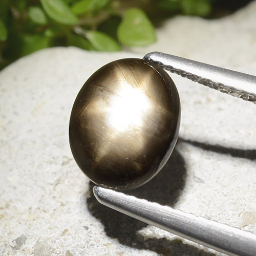 Safira estrela preto natural 2,78ct, corte oval, opaco