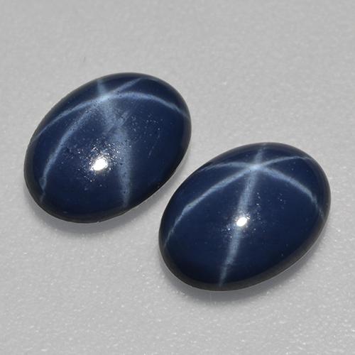 Pedras preciosas de Safira Estrela Azul da meia noite natural de 1.89 ct, Corte Oval, Translúcido