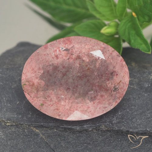 9.00ct Natural Luz rosa Quartzo Morango, oval, Translúcido
