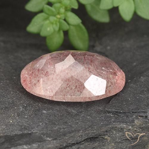 Quartzo Morango Rosa Médio Claro Natural 4.78ct, oval, Translúcido