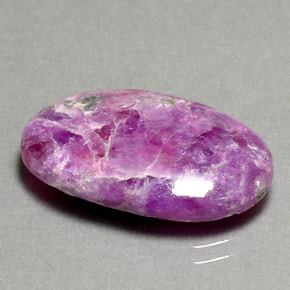 Sugilita multicolorido natural 11,75ct, corte oval, opaco