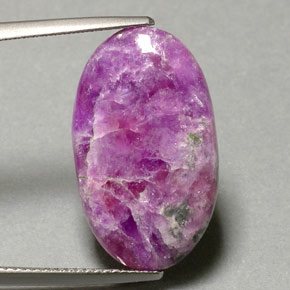 Sugilita multicolorido natural 11,75ct, corte oval, opaco