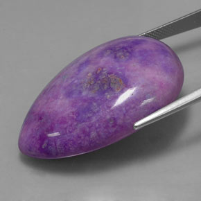 Sugilita multicolorido natural 74,11ct, formato de pêra, opaco