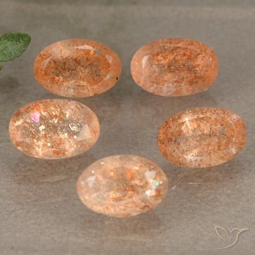 Pedras preciosas de Pedra do Sol laranja avermelhado natural de 2.57 ct, oval, Translúcido