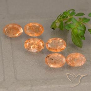 Pedras preciosas de Pedra do Sol Laranja Profundo natural de 3.03 ct, oval, Translúcido