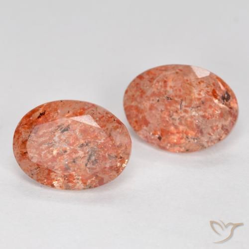 Pedras preciosas de Pedra do Sol laranja avermelhado natural de 2.28 ct, oval, Translúcido