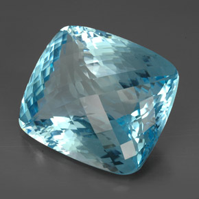 Topázio azul natural 185,00ct, almofada cortada, IF
