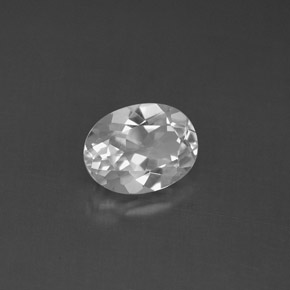 Topázio branco natural 1,55ct, corte oval, VS