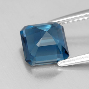 Topázio azul natural 2,46ct, corte esmeralda, VS