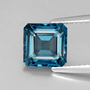 Topázio azul natural 1,98ct, corte esmeralda, VS