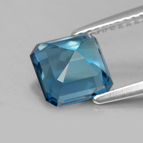 Topázio azul natural 2,35ct, corte esmeralda, VS