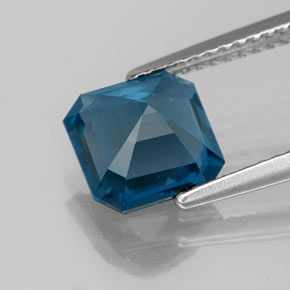 Topázio azul natural 2,41ct, corte esmeralda, VVS