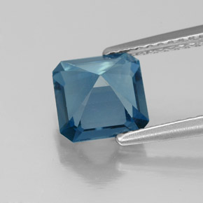Topázio azul natural 1,89ct, corte esmeralda, VS