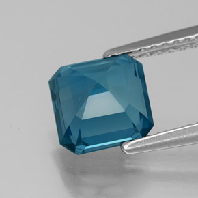 Topázio azul natural 2,19ct, corte esmeralda, VS