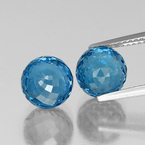Pedras preciosas de topázio azul suíço natural de 8,34 ct, esfera / bola, VVS-VS