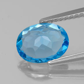 Topázio azul suíço natural 1,85ct, corte oval, VS