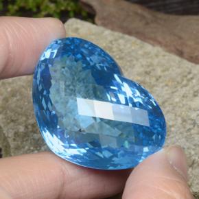 Topázio azul natural 137,65ct, formato de coração, VVS