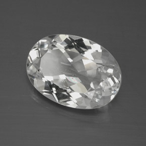 Topázio branco natural 4,73ct, corte oval, VS