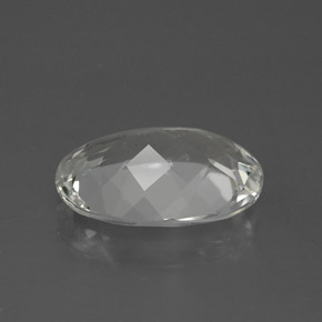 Topázio branco natural 4,73ct, corte oval, VS