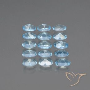 Pedras preciosas de Topázio Azul Suíço natural de 3.89 ct, oval, VS