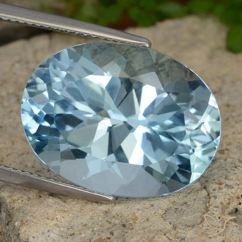 23.78ct Natural Azul Suíço Topázio, oval, VVS