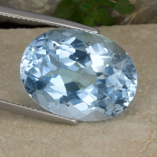 22.93ct Natural Céu azul Topázio, oval, VVS