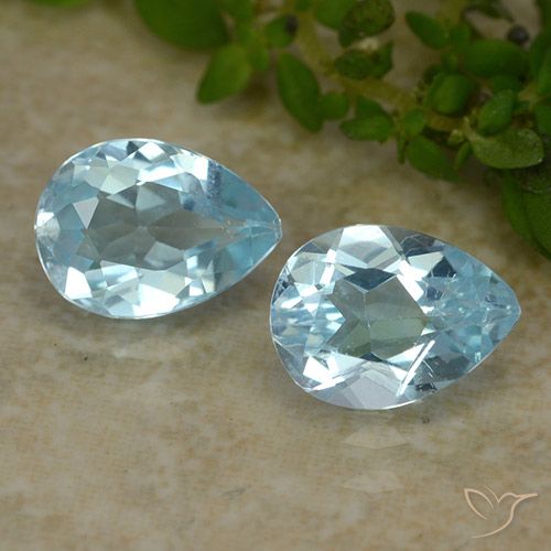 1.75ctw Natural Céu azul Topázio, Formato de pêra, VVS-VS