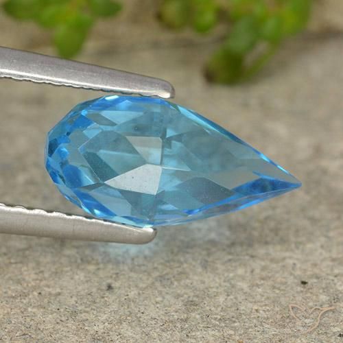 Topázio Azul Suíço Natural 2.70ct, Briolette, VVS-VS