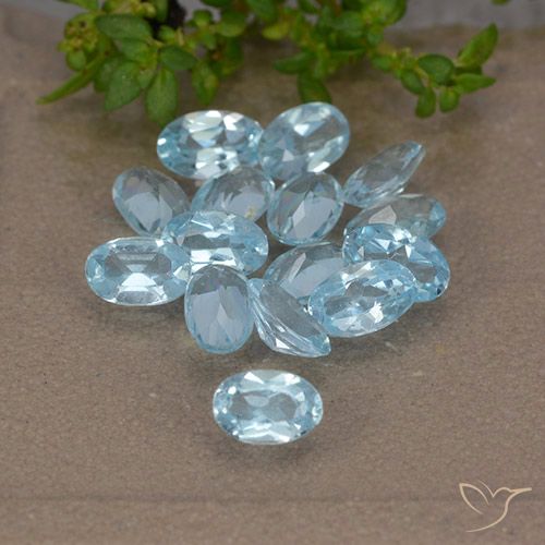 3.89ctw Natural Céu azul Topázio, oval, VS