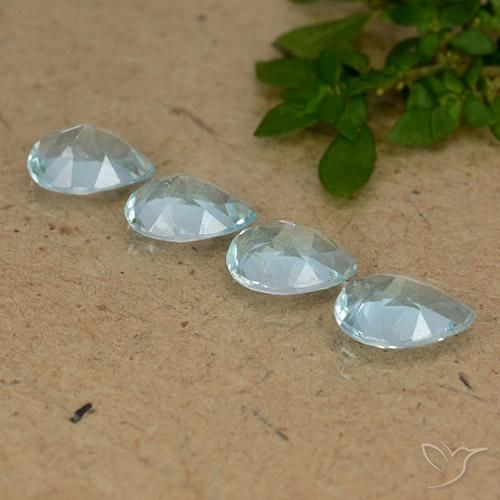 Pedras preciosas de Topázio Céu azul natural de 3.09 ct, Formato de pêra, VVS-VS