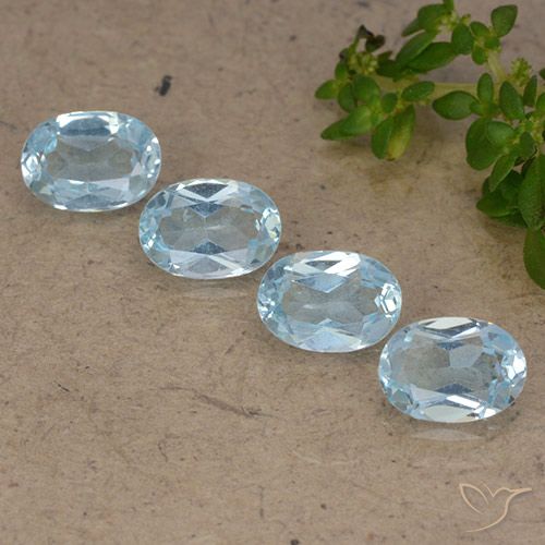 3.62ctw Natural Céu azul Topázio, oval, VVS-VS