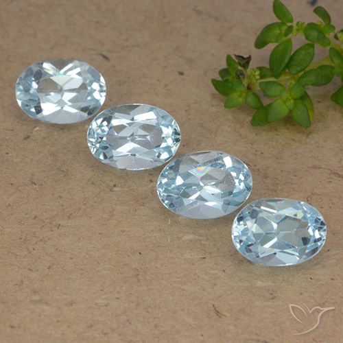 4.14ctw Natural Céu azul Topázio, oval, VVS-VS