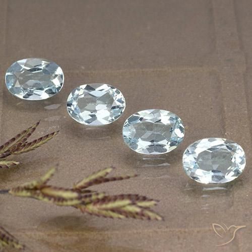 Pedras preciosas de Topázio Céu azul natural de 4.01 ct, oval, VVS-VS