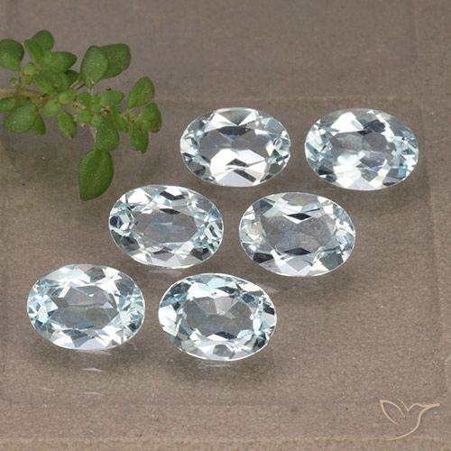 5.48ctw Natural Céu azul Topázio, oval, VVS-VS